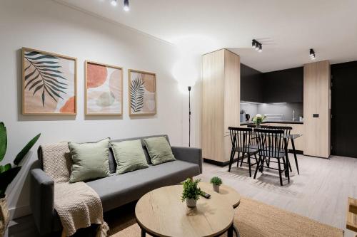 Araucano Park Luxe Pool and Gym 1BR Exec Suite