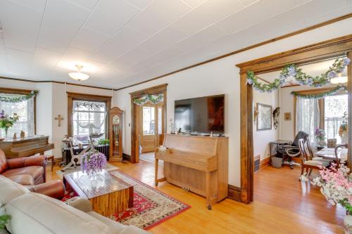 2 Mi to Minnesota River Family Home Near Fishing! in Montevideo (MN)