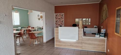 Előcsarnok, Cit'Hotel Le Quai 9 , ex Le Challans in Challans