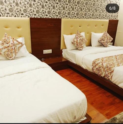 hotel md ac room, Jāmb