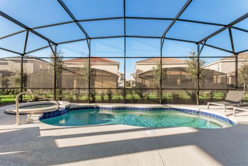 Last Minute Disney Getaway! Private Pool, Hot Tub & Games Room. Book Now! #22172 in Davenport, USA