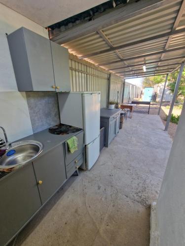 Сдаётся недалеко от озера в тихом уютном месте жилой дом (Сдается недалеко от озера в тихом уютном месте жилои дом) in Balkhash