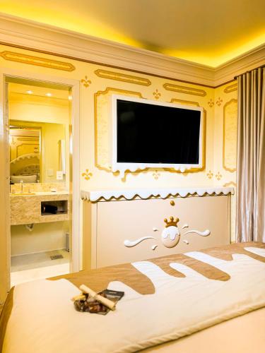 room detail thumbnail 0
