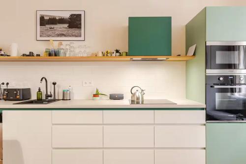 Live like a local family in Letna, Praha (fotografie 3)
