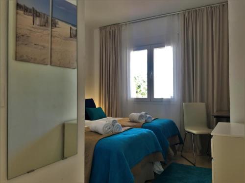 Two-Bedroom Apartment image 8