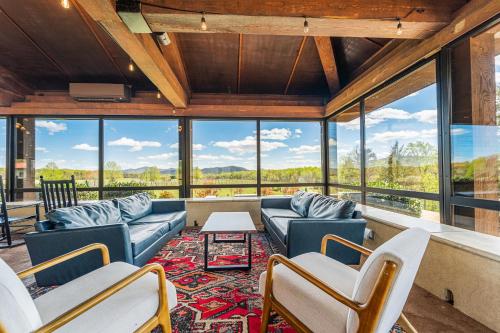 Afton Mountain Vineyard