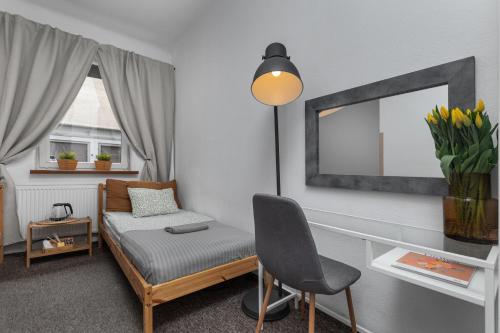 Hostel Coco Room Type - Twin Room with Private Bathroom