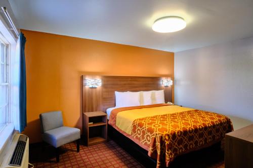 Economy Inn - Pratt