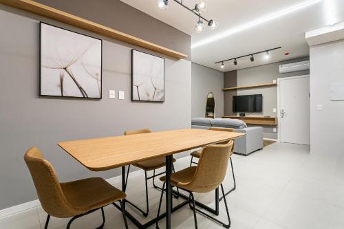 WI-FI 500mb | Smart TV de 43" | AC Split #HoutBay near Pucci's Restaurante E Lanchonete