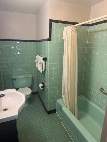 Farrington Inn - North Brunswick in Норт-Брансуік (Нью-Джерсі)