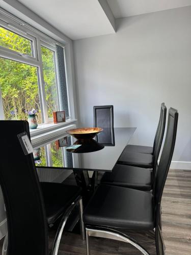 Modern Apartment Near Birmingham, Birmingham (photo 3)
