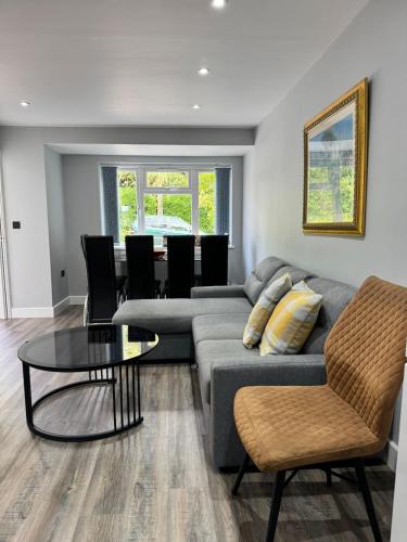 Modern Apartment Near Birmingham, Birmingham (photo 8)