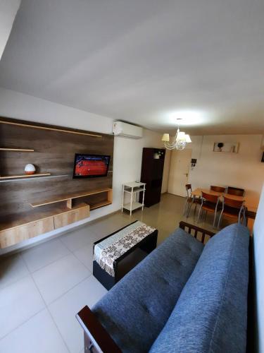 Depto céntrico de 3 habitaciones y cochera