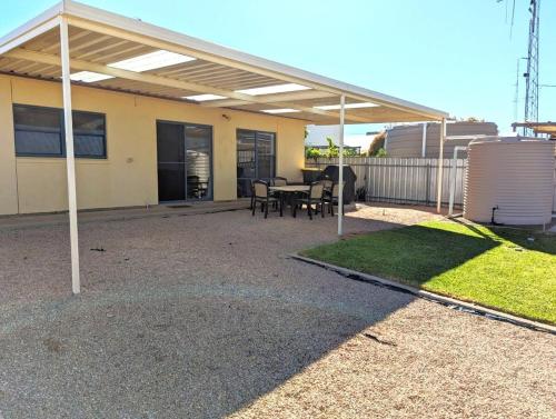 Bayside Breeze in Moonta Bay