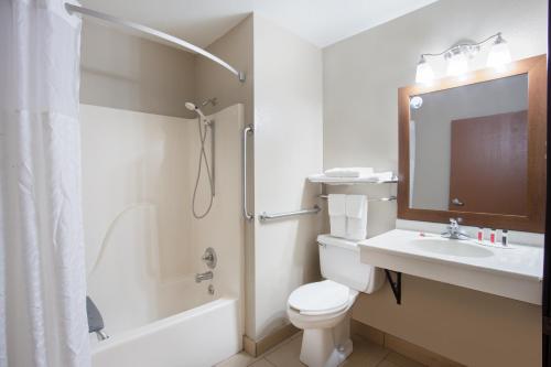 Super 8 by Wyndham Iowa City/Coralville in Coralville, USA