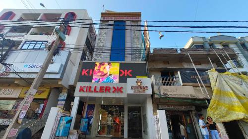 Super Townhouse Kankarbagh formerly Kunwar Alcajars - 출입구
