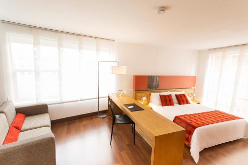 68967620 Hotel bh La Quinta