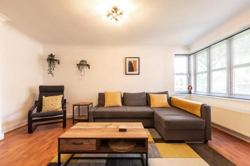 Contractor Base 2BR Parking