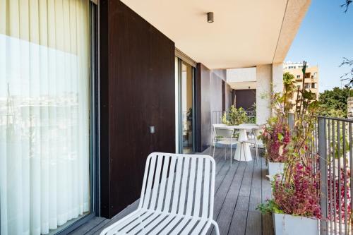 Modern Exquisite Haven in South TLV by Sea N' Rent - image 14