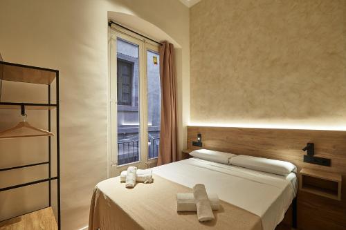 Hostal Parisien - image 12