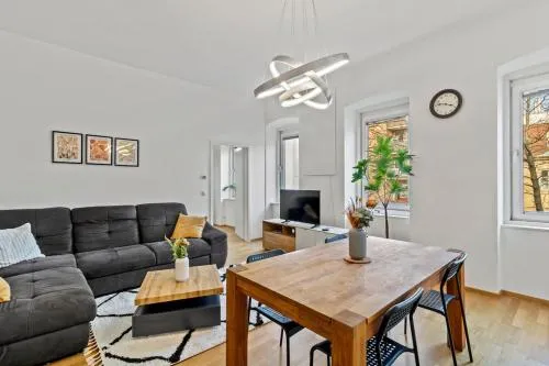 7 min to Shopping Street I 5 min to Train Station in Wien, Österreich