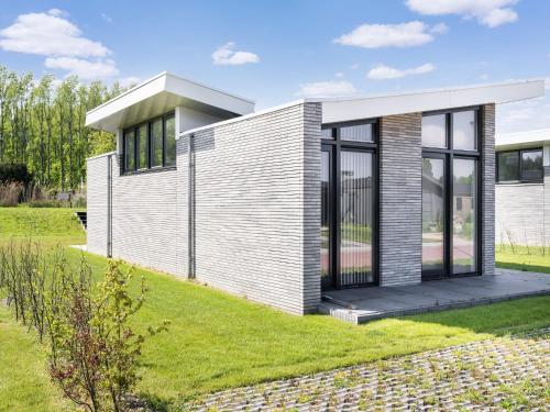 ทัศนียภาพภายนอกโรงแรม, Holiday Home in Oud Ade near Kaag Lakes in เลเดอร์ดอร์พ