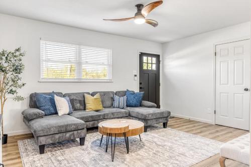 Quaint 3 Bedroom Wentzville Retreat in Wentzville, USA