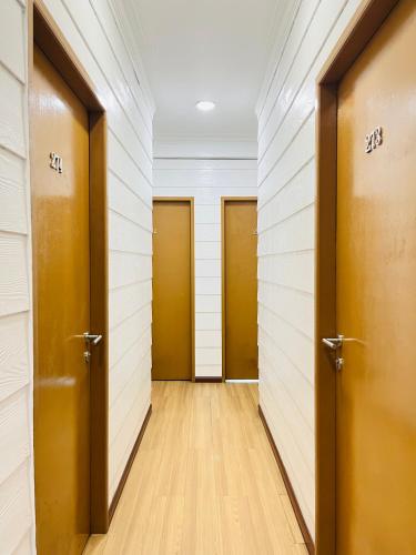 Suza Hostel in ตุมปัต