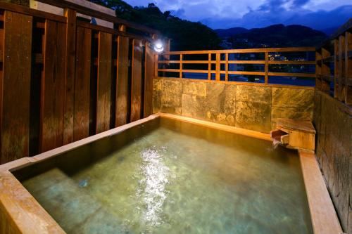 Hot spring bath, Yugawara Mizu No Kaori Hotel in Yugawara