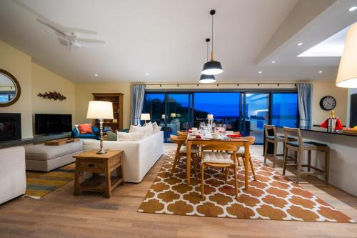 Flagstaff Hill Estate- New Luxury Listing Promo in Russell