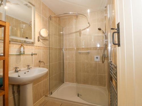 Sea View apartment Porthmadog - image 9