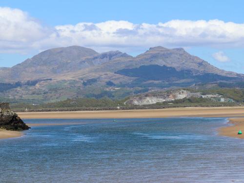 Sea View apartment Porthmadog - image 11