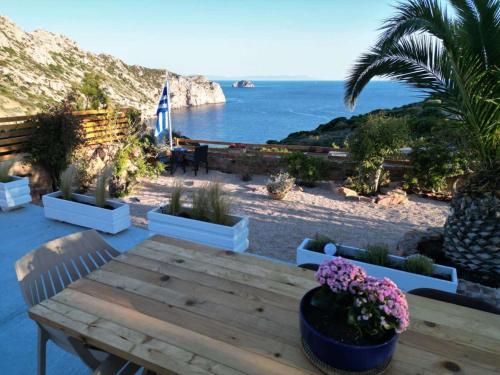 Heavens View - Fully furnished home with breathtaking sea view in Vroulidia Chios in 恩波里奧斯