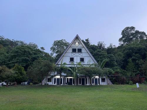 Lilla Hilltop Retreat @ Janda Baik in จันดา บาอิก์