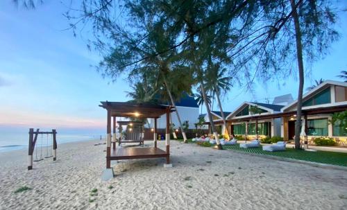 Surrounding environment, Simada Resort&Cafe - สิมาดา สิชล near Hat Sichon (Beach)
