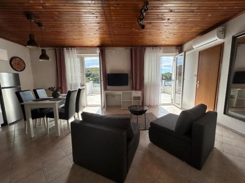 Kuki Appartements Rab in Rab