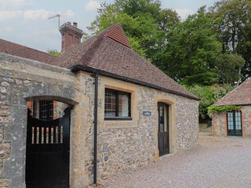 Yard Cottage - Combpyne