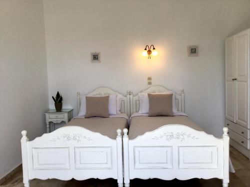 Eleana Studios