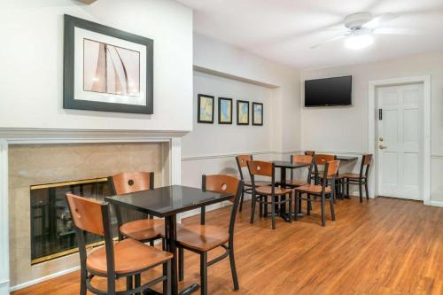 Best Western River Terrace in Cheboygan, USA