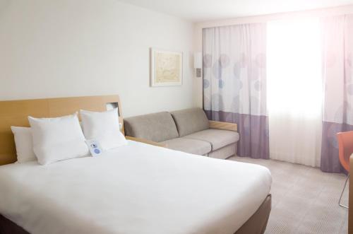 1 double bed, 1 sofa bed