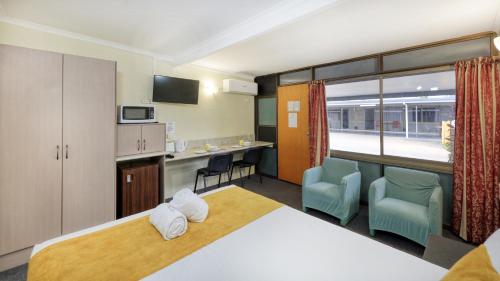 Biloela Centre Motel & Grevillea Steakhouse & Bar in Biloela
