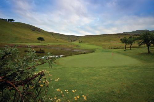 Gooderson Drakensberg Gardens Golf & Spa Resort