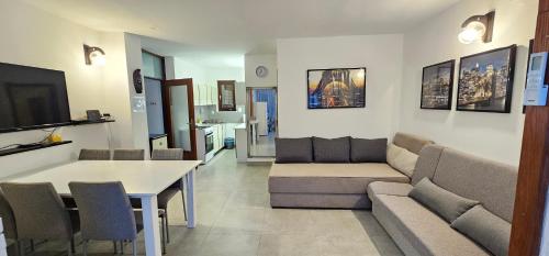 Apartment Mirna 4