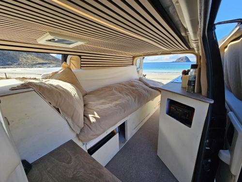 Bodø & Lofoten Campervans - Optimalized campers for exploring the Lofoten islands and the Bodø area, Bodø (photo 7)