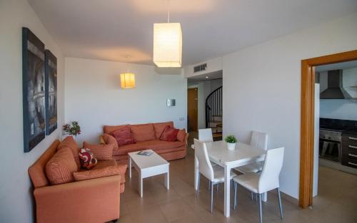 Atico duplex frente al mar ALCOSSEBRE VILLAGE Albert Villas - image 3