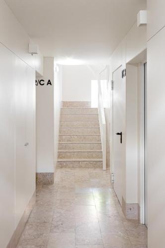 The Lisbon Retreat Cozy Studio with Terrace - image 4