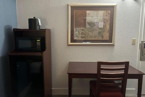 Key Inn Roseville - image 14