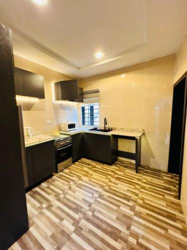 Shabby Luxury Apartment in Tejuosho