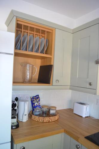 1 Brook Cottage, Sotterley Estate in เบคเคิล