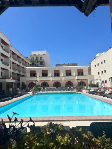 The San Anton Hotel - image 12